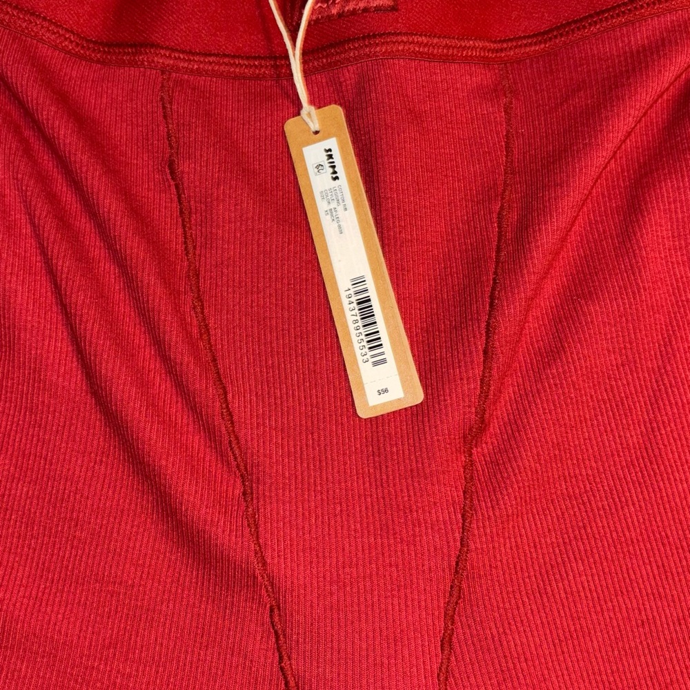 SKIMS Red Leggings